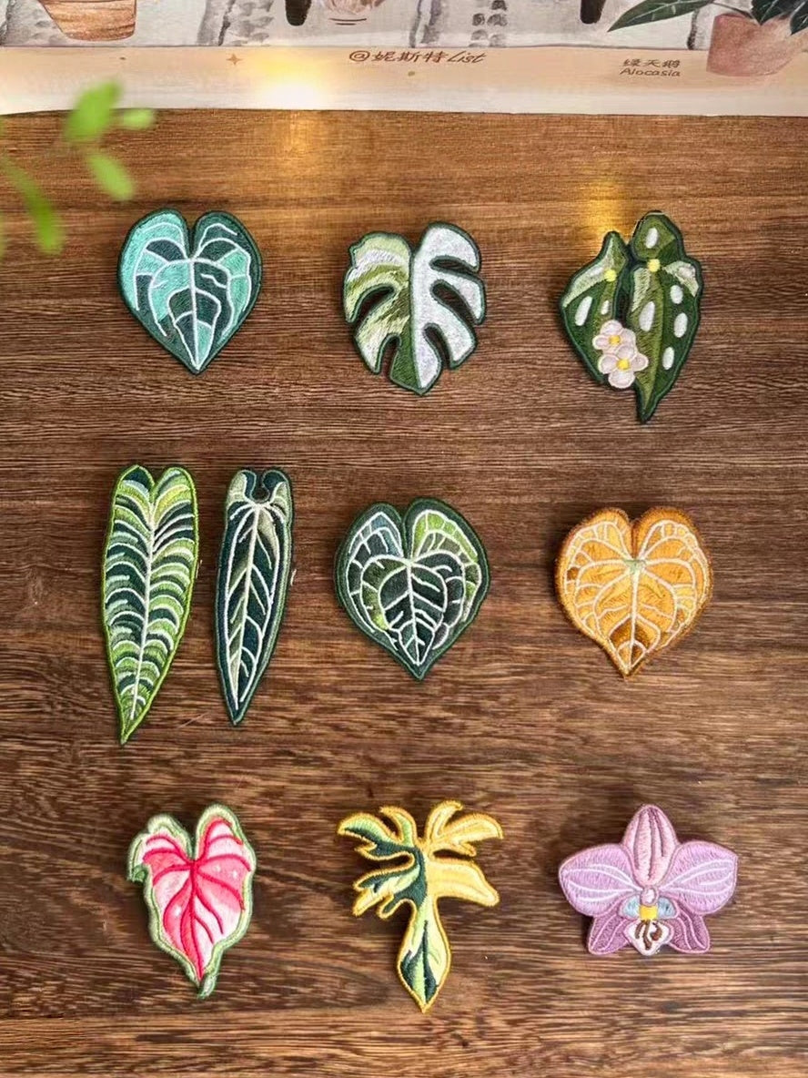 Handmade Embroidered Pin - Tropical Plant