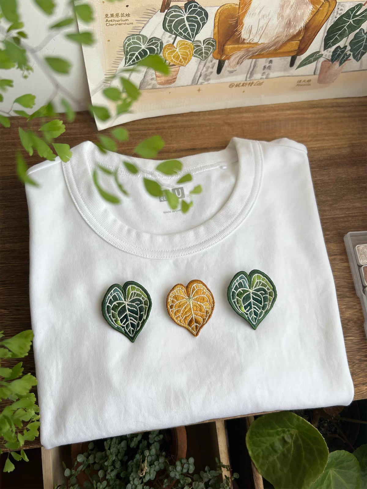 Handmade Embroidered Pin - Tropical Plant